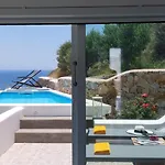 Apollon Village 3*