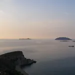 Apollon Village