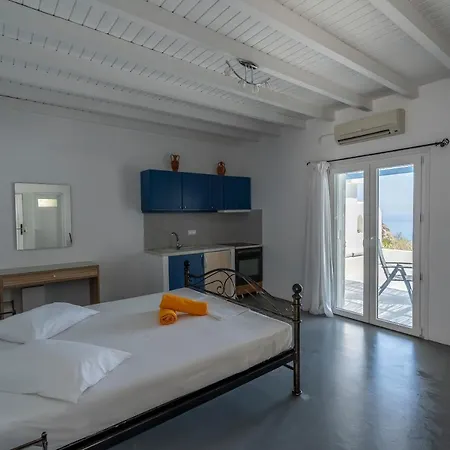 فندق Apollon Village 3*