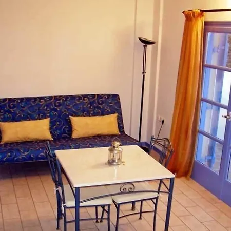 Apollon Village 3*
