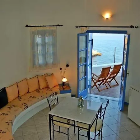 Apollon Village 3*