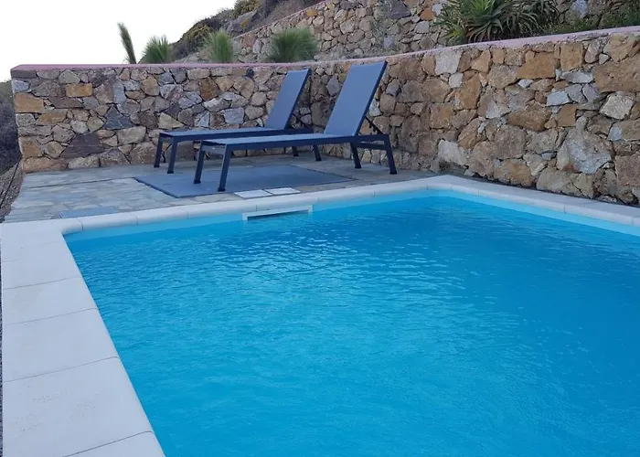 호텔 Apollon Village 3*