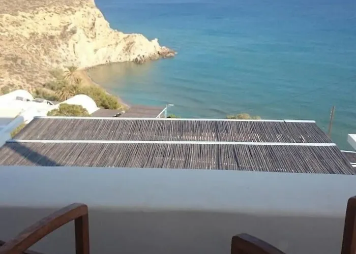 Apollon Village 아나피